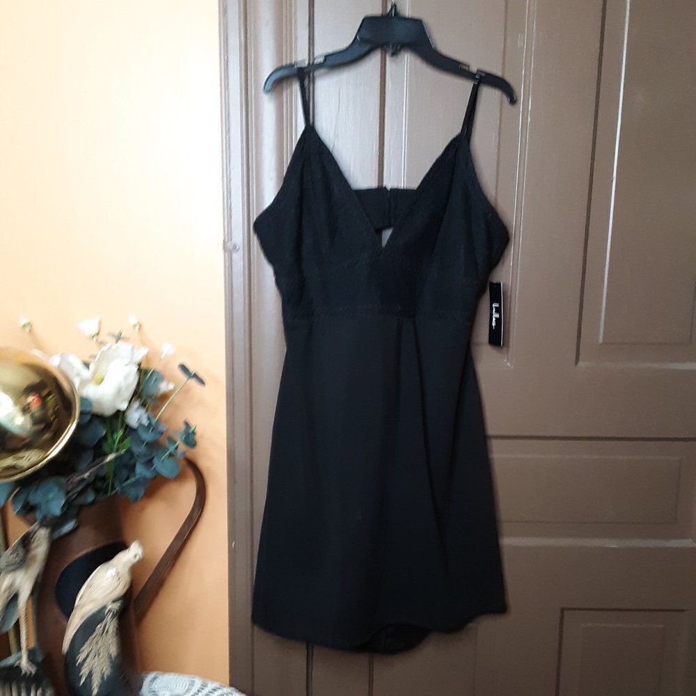 Lulu's Women's XL Black Lace Open Back Dress